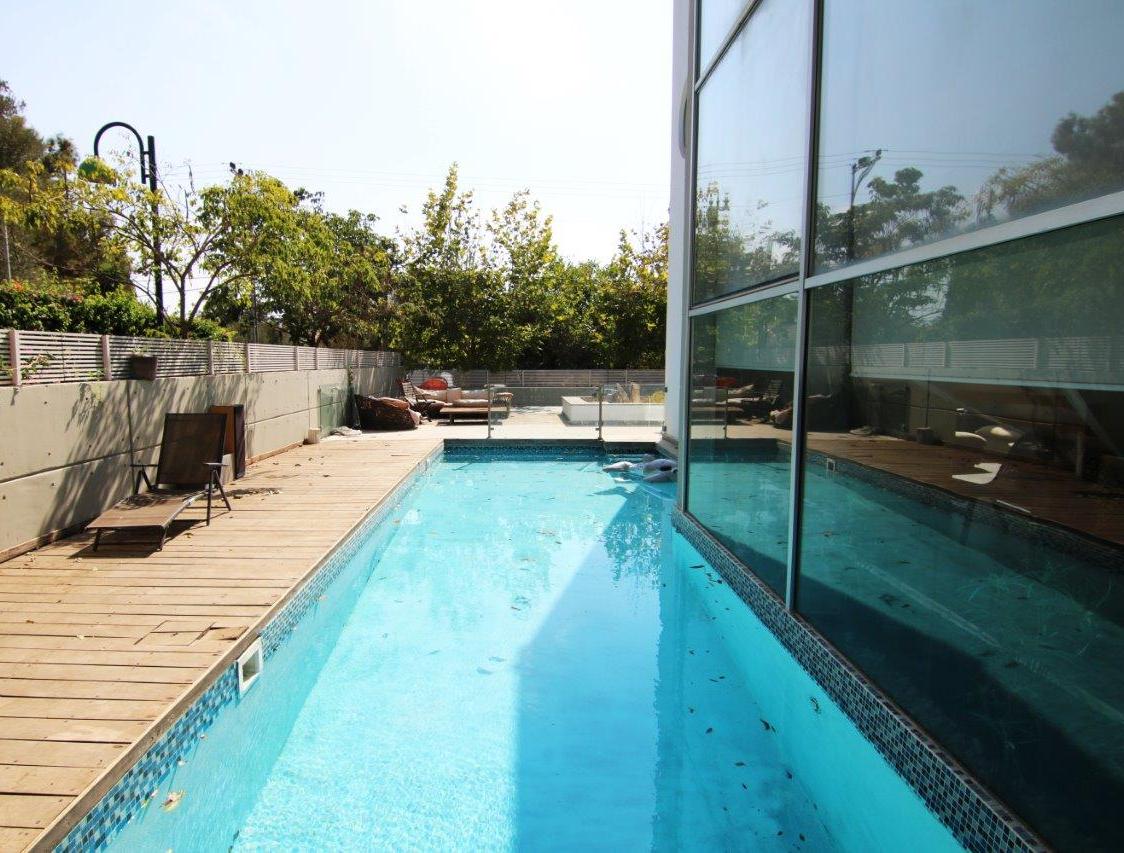 Villa in Moshav Magshimim